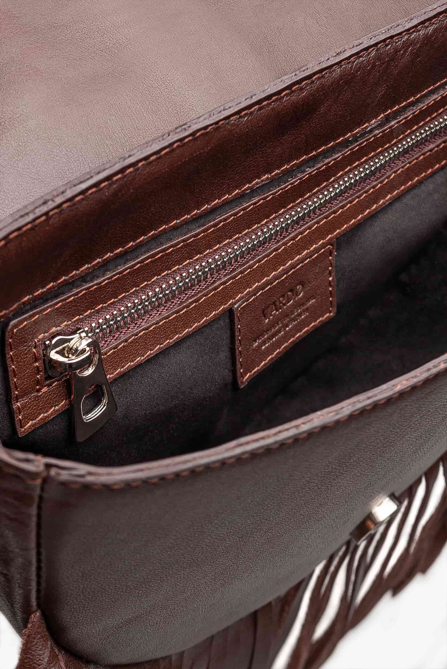 Bolsa de flecos Tessa