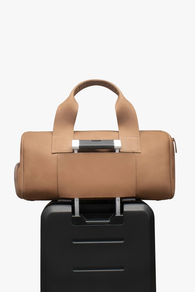 Maleta duffle de piel 28L